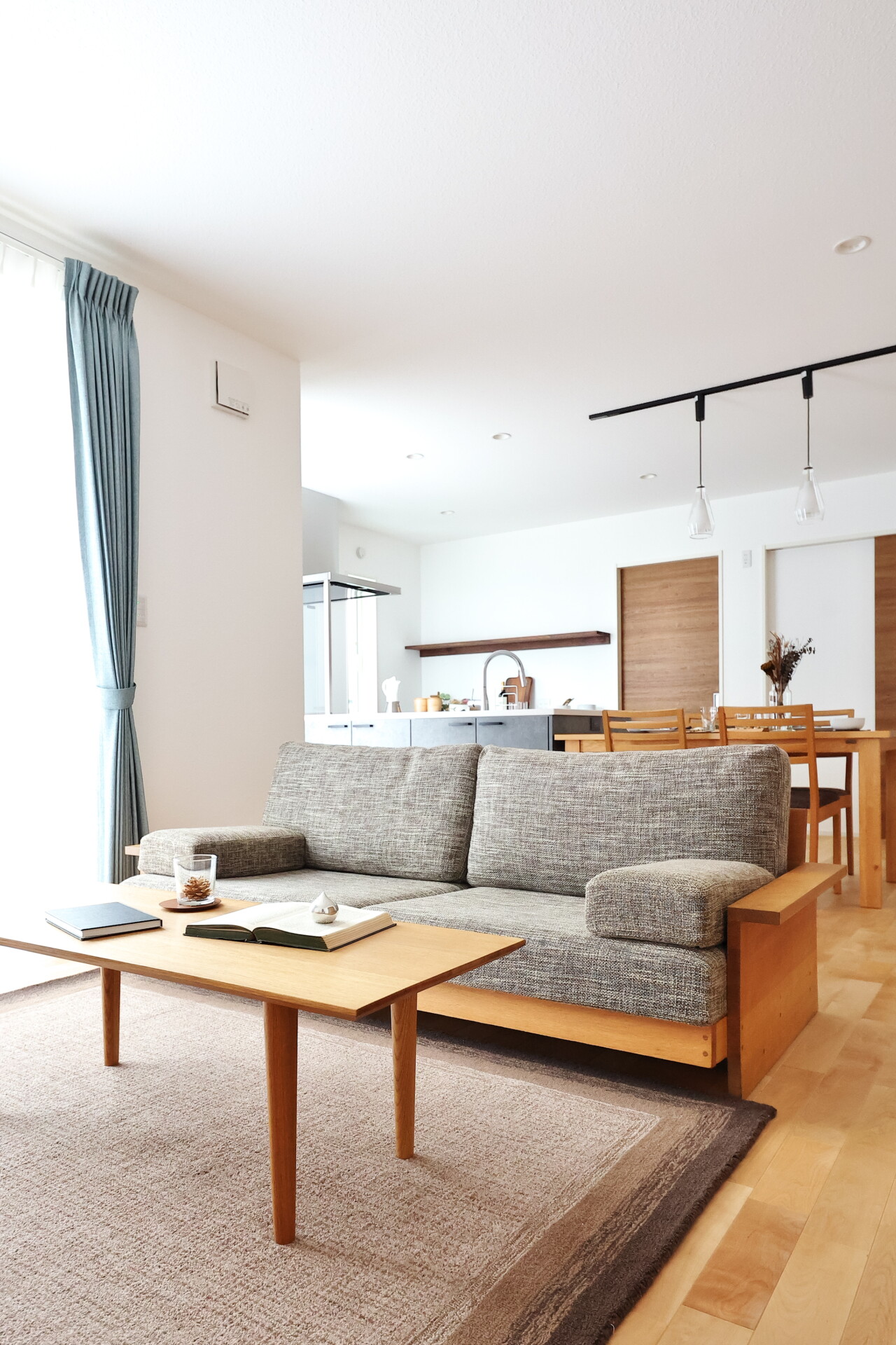 ピアノ教室と家族の住まいが共存する平屋