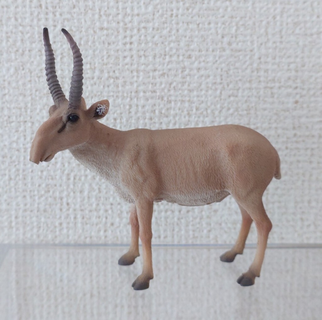 「サイガ」フィギュア